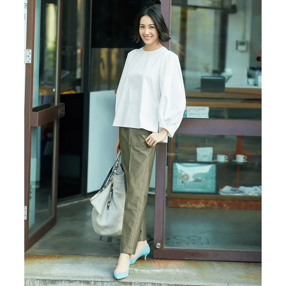 E by éclat 大人ベイカーパンツ