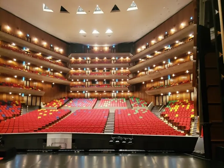 心を豊かにするオペラ鑑賞とその装いの画像_3