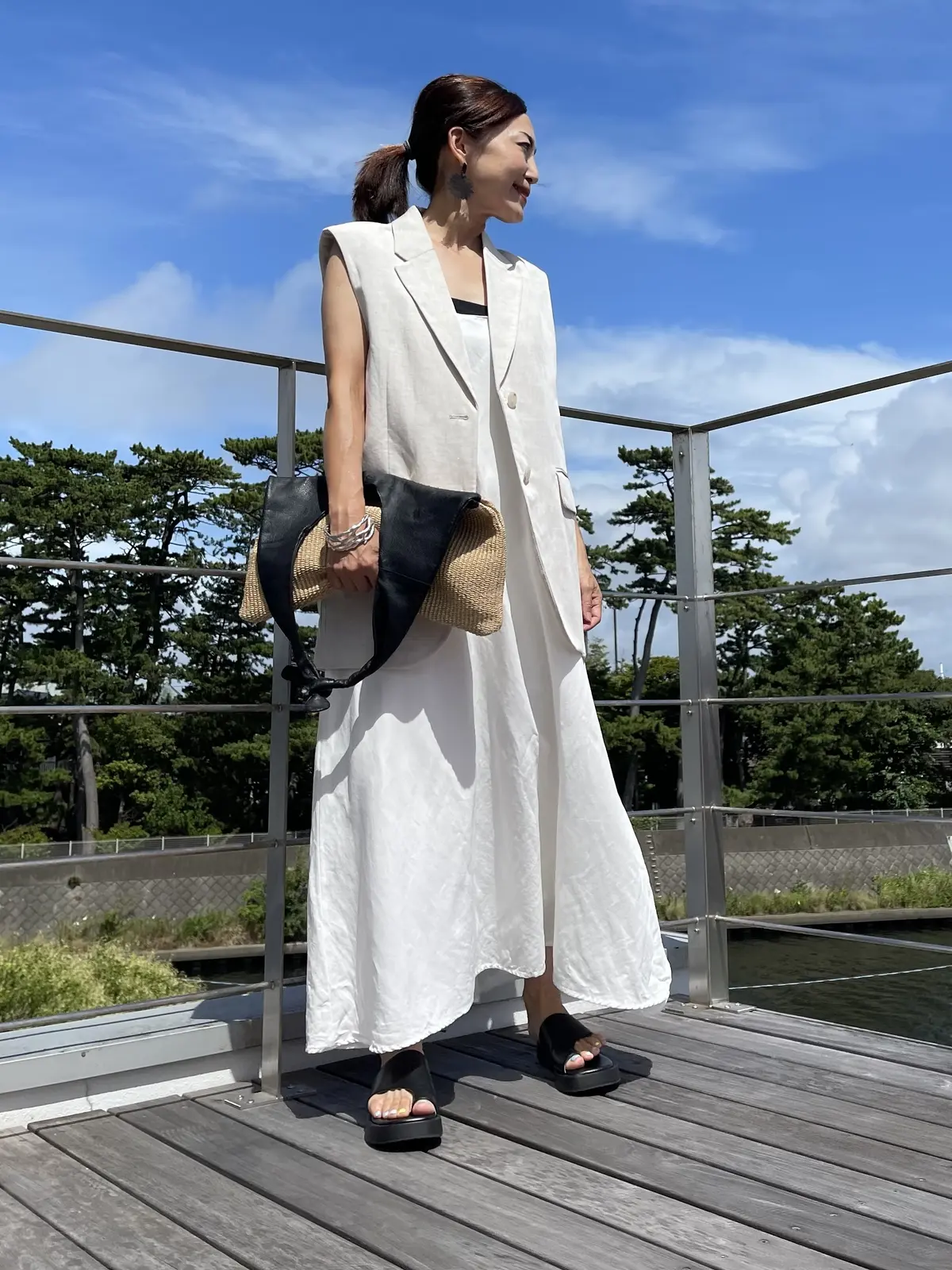 ZARAのSaleで見つけた白ワンピースの画像_3