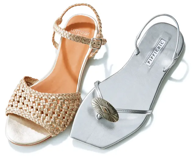 シャイニーサンダル