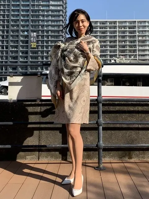 ショールあり　フロント