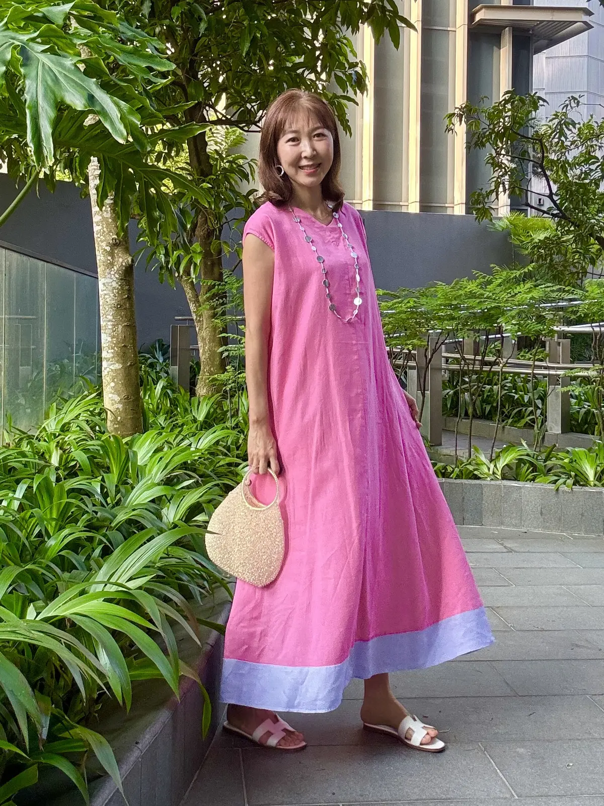 ピンクワンピース