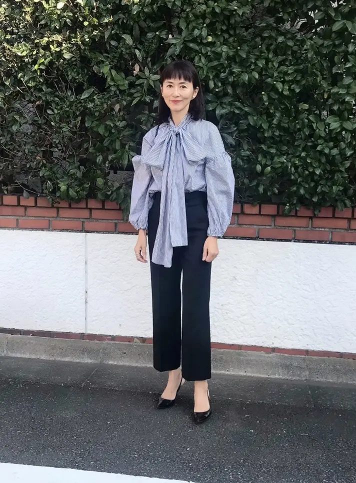 簡単に着映えする華やかブラウスはZARAの画像_1