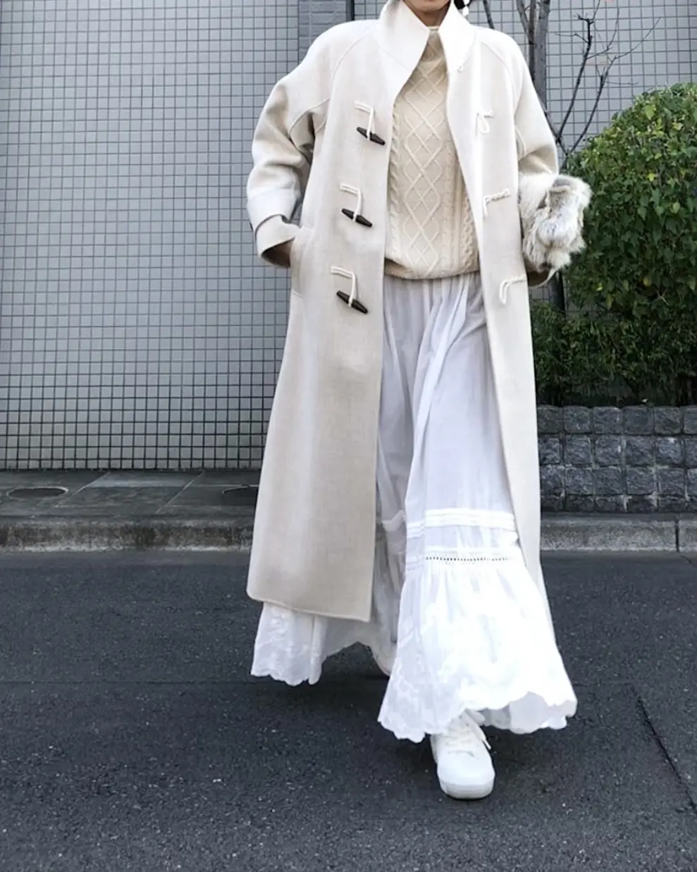 ロングダッフルで冬の白コーデ♡♡の画像_4