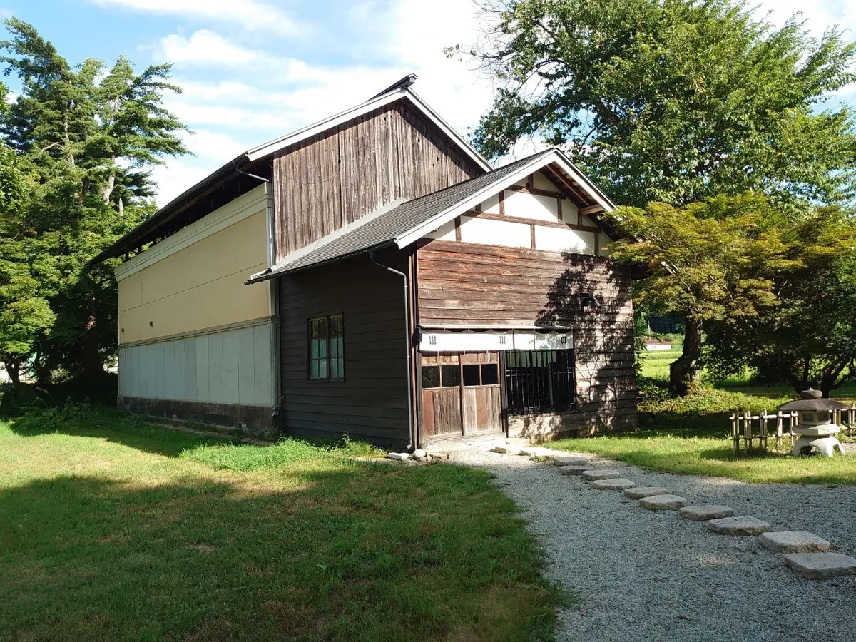 NIPPONIA　白鷹　源内邸