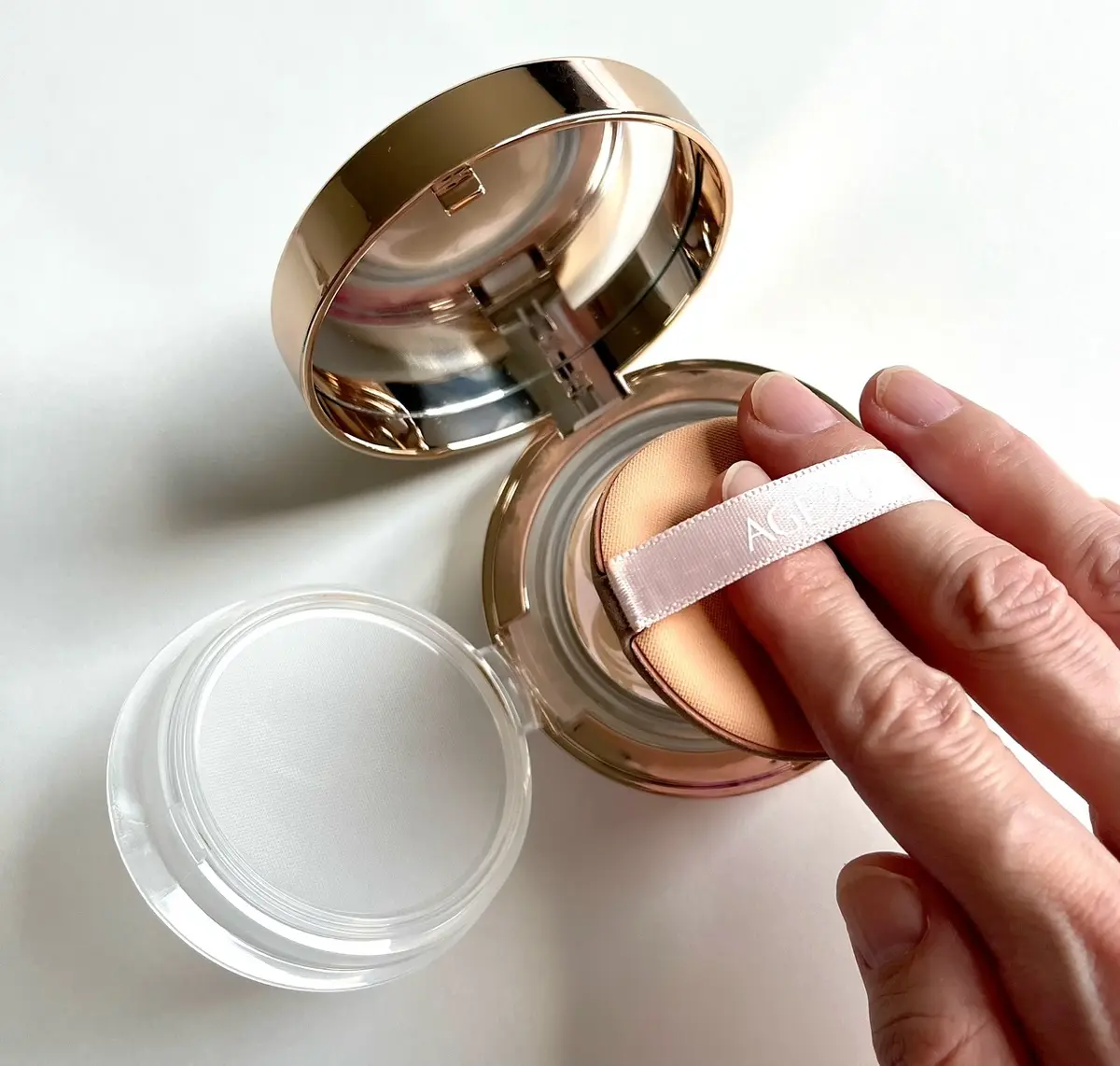 ファンデーション