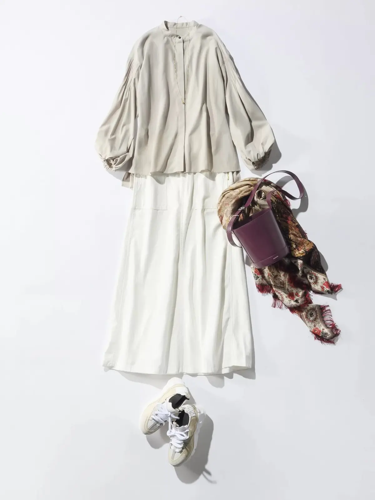 【50代スカートコーデ】品よく華やか。ホの画像_5