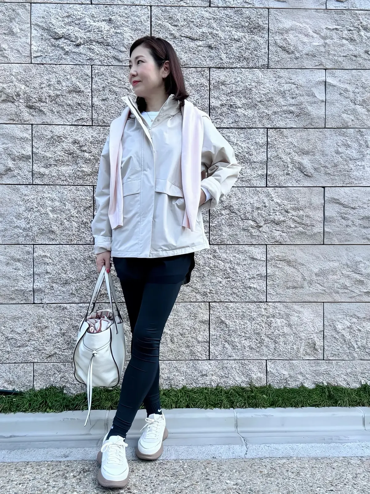 ユニクロ アウター・カットソー・セーター愛用 エクラ華組  小林五月子さん