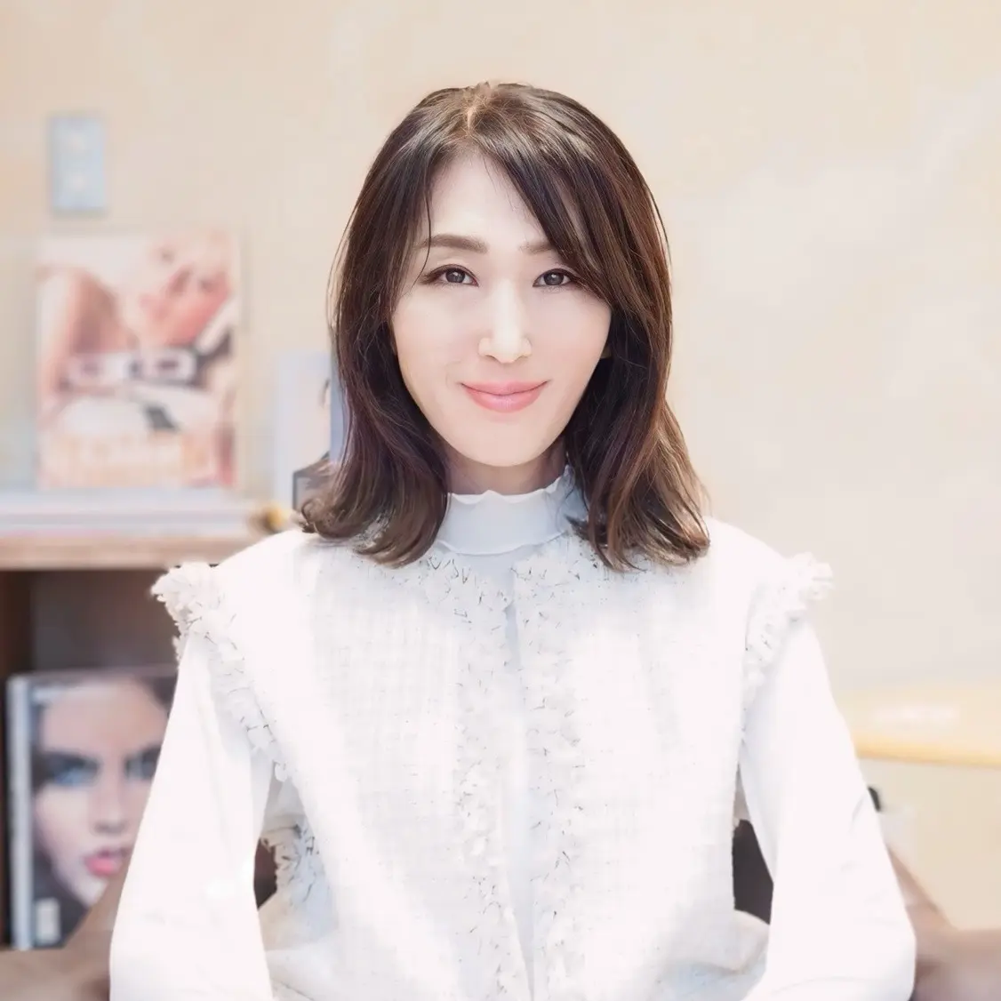 【50代ヘアスタイル】シースルーバング×の画像_2