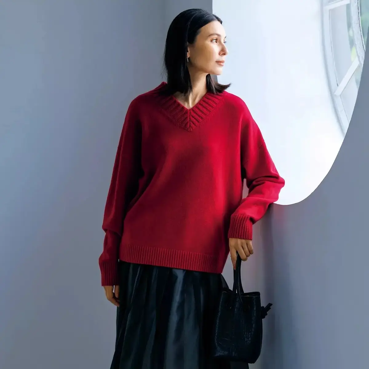 50代がニットを素敵に着こなすには？”ネックデザイン別” 冬のニット7選