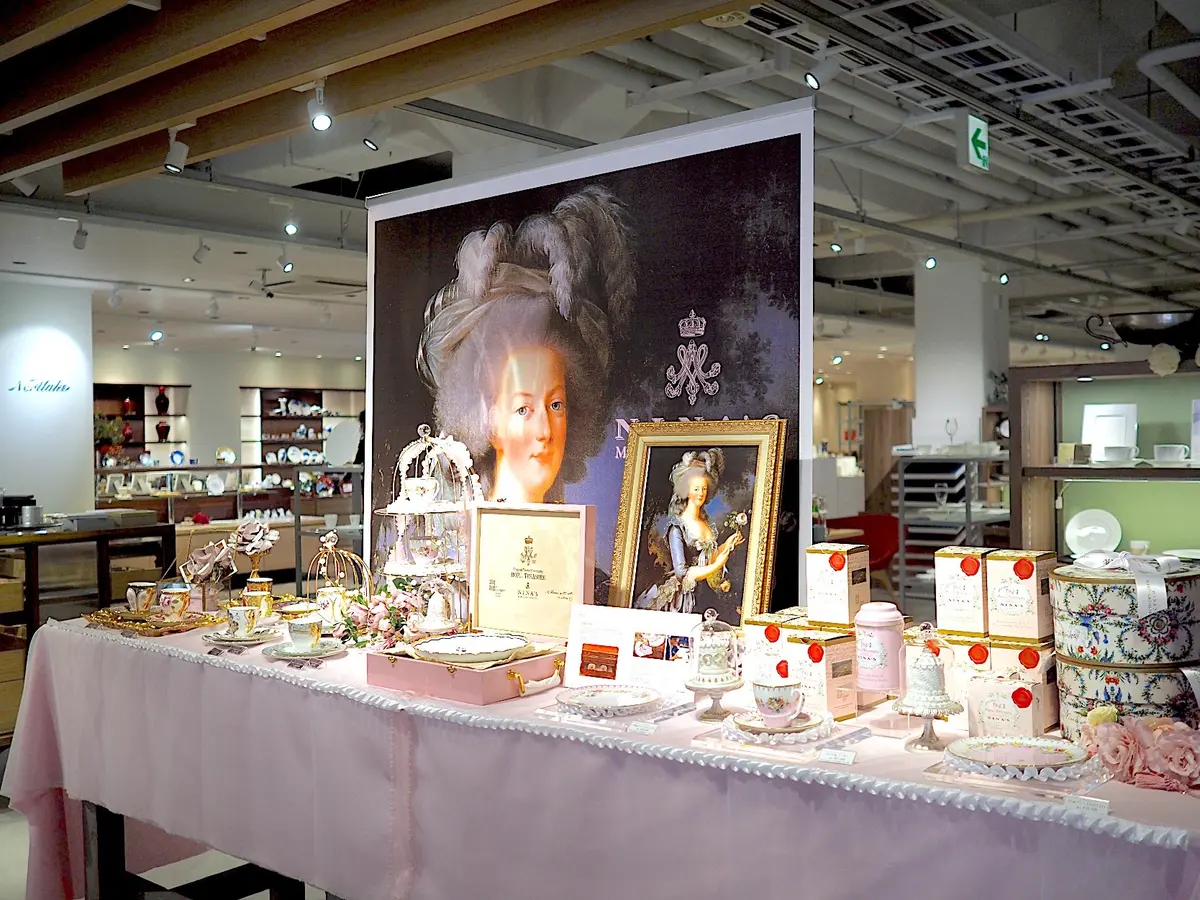 ジレコーデで華やかな洋食器の世界へ！の画像_13