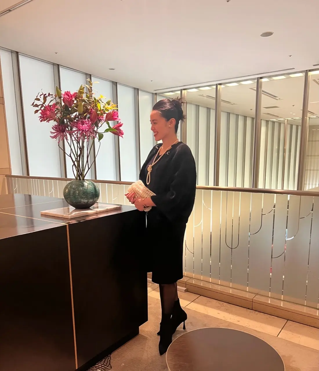 ニットで気負わずドレスアップする12月♪の画像_14