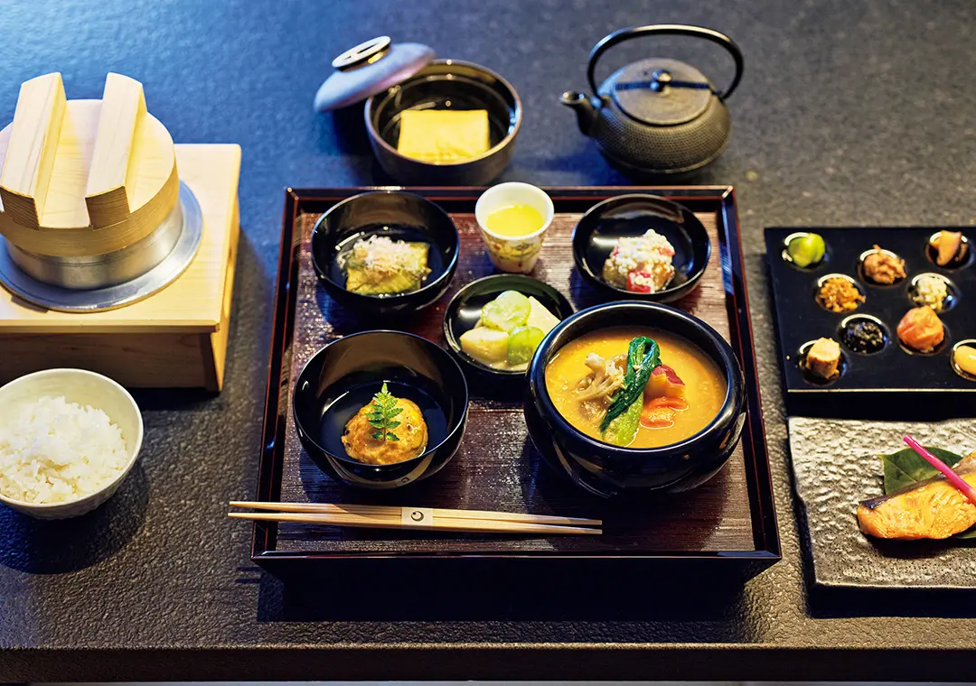 「めざめの朝食」