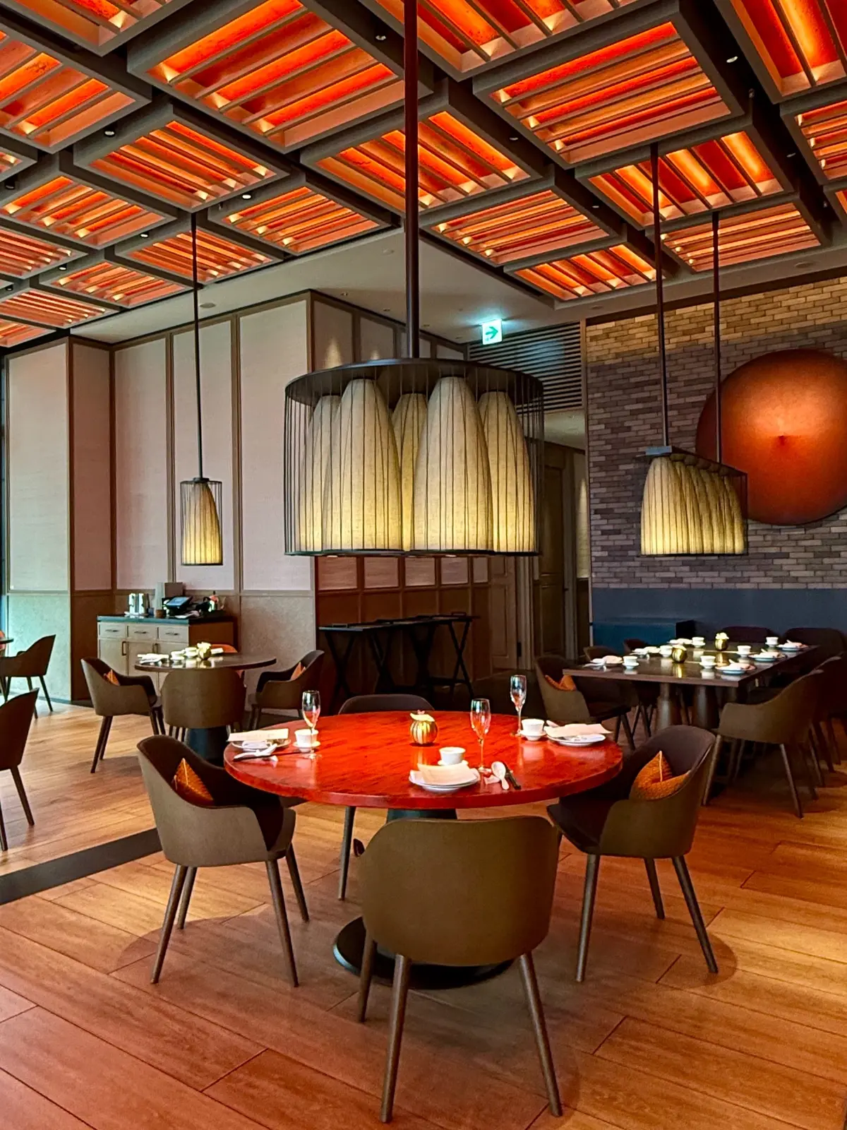 麻布台ヒルズ　ホテル「ジャヌ東京」虎景軒（フージン）　店内写真