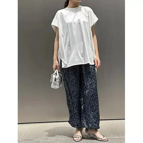 【50代 ファッション】気温35度に何をの画像_4