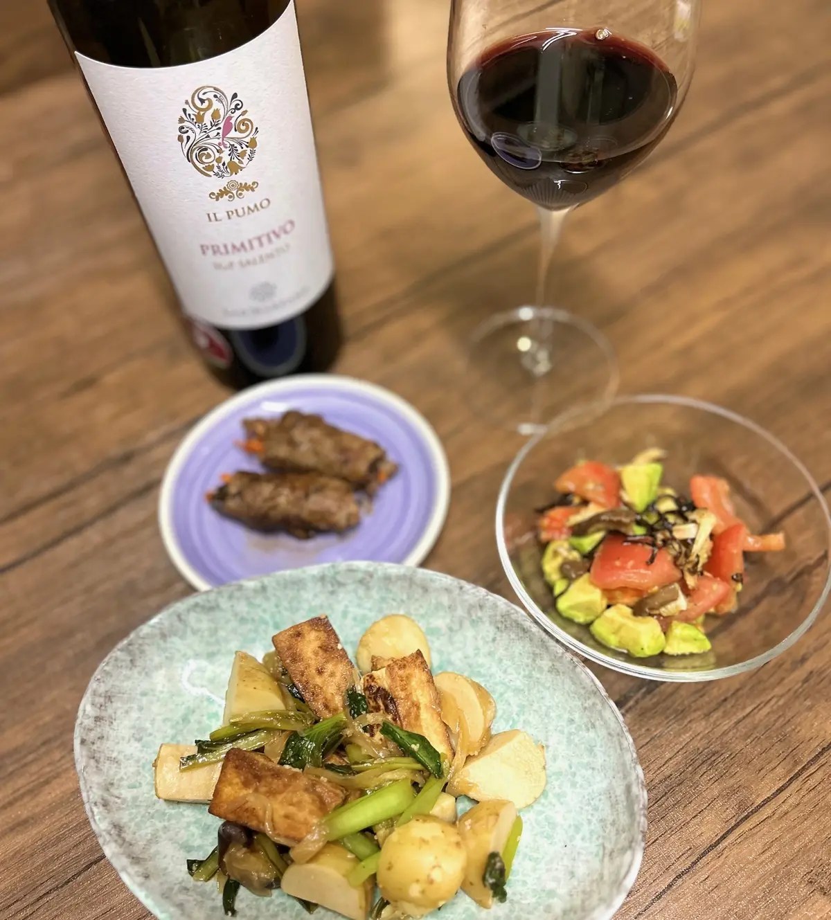 フリルが目を惹くボザムシャツをカジュアルの画像_4