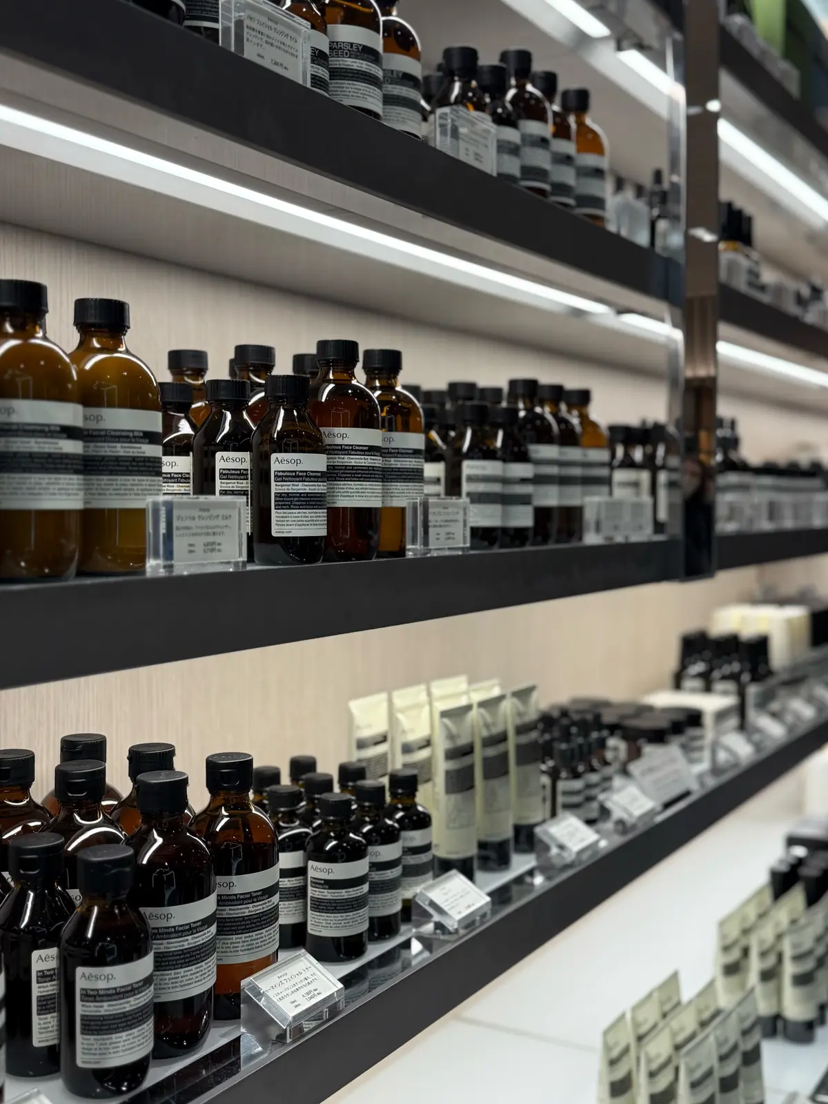 伊勢丹新宿店　イソップ　Aesop　商品写真