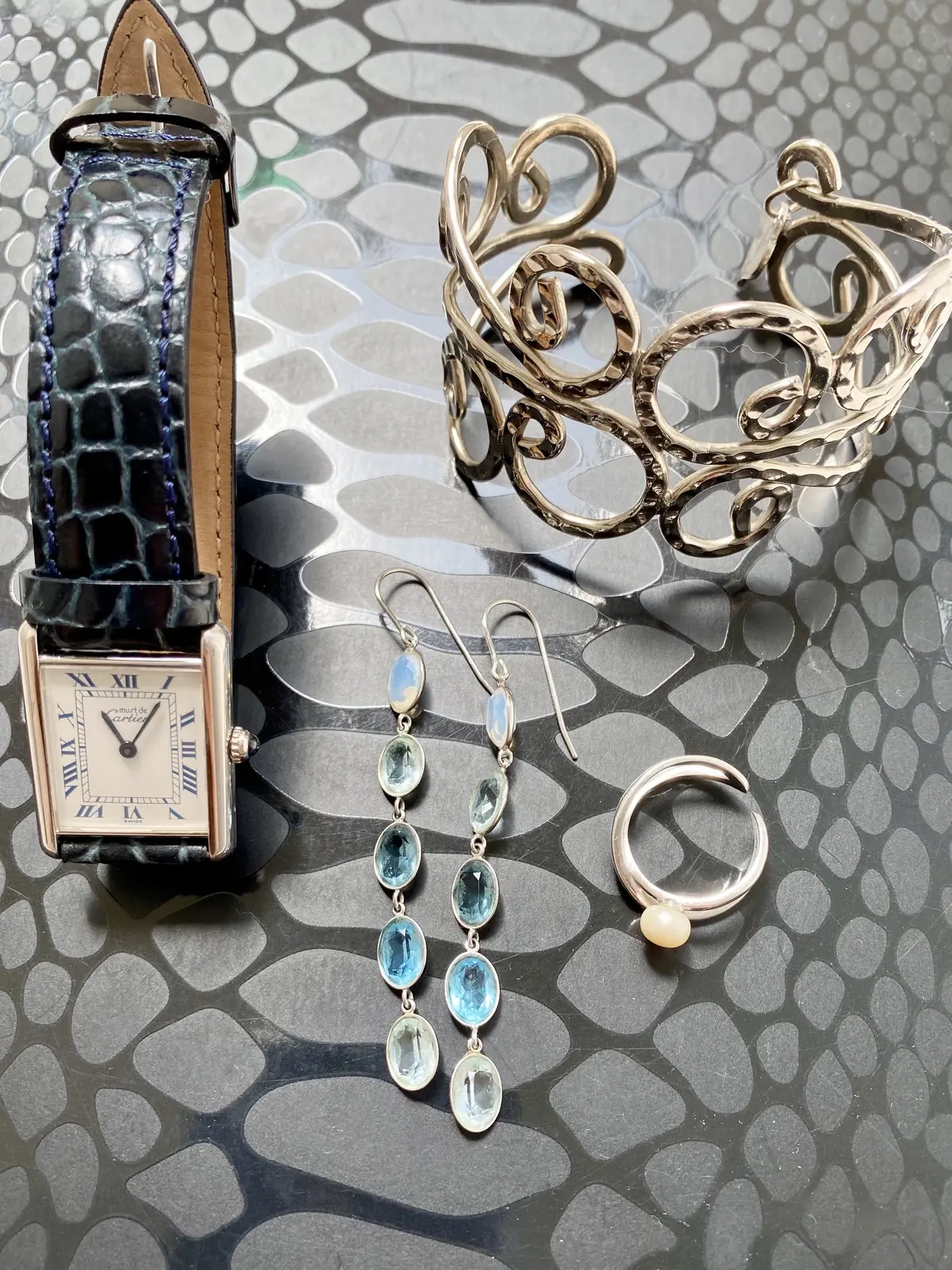 シルバー系のアクセサリー