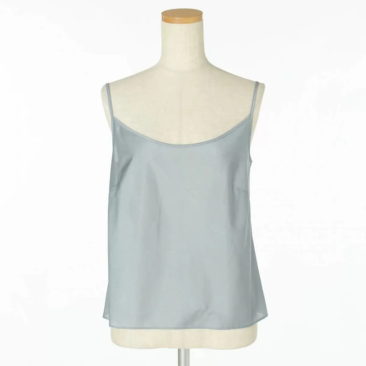 【50代夏トップス】甘すぎない“大人のレの画像_4