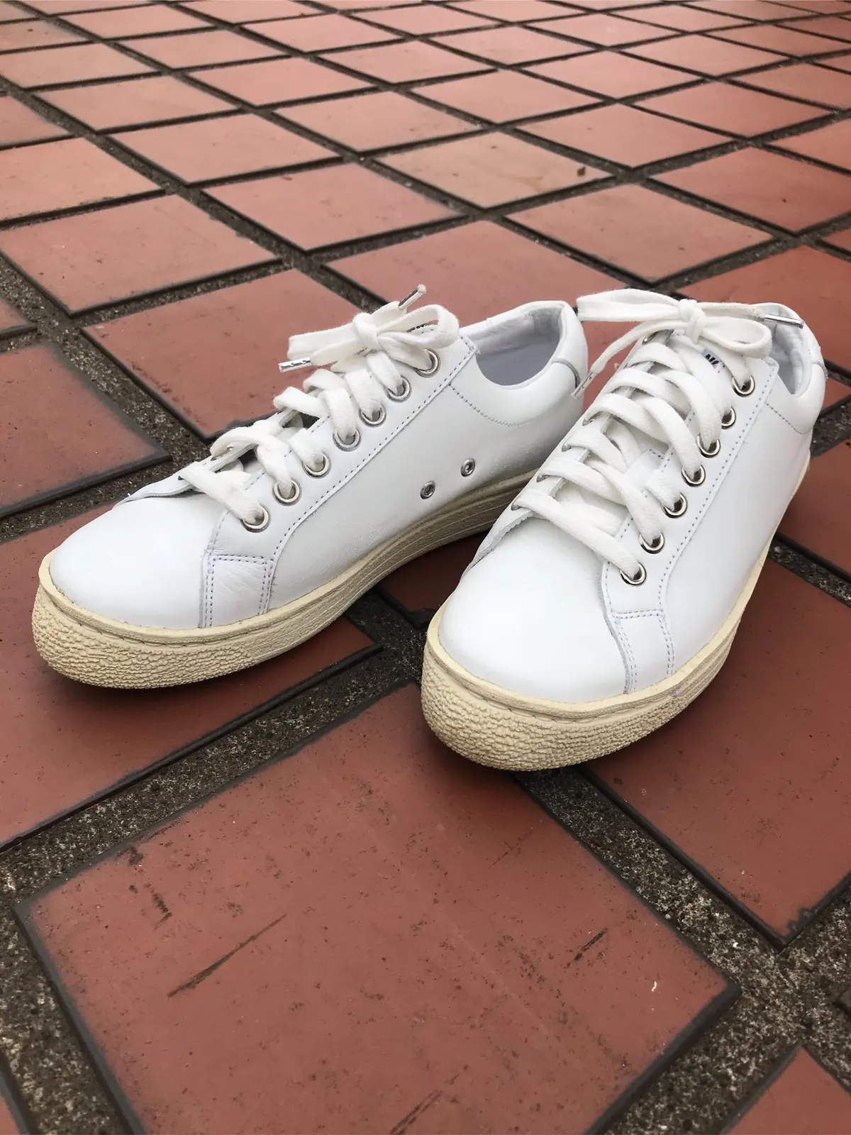 NOVESTAでスニーカー日和♡の画像_1