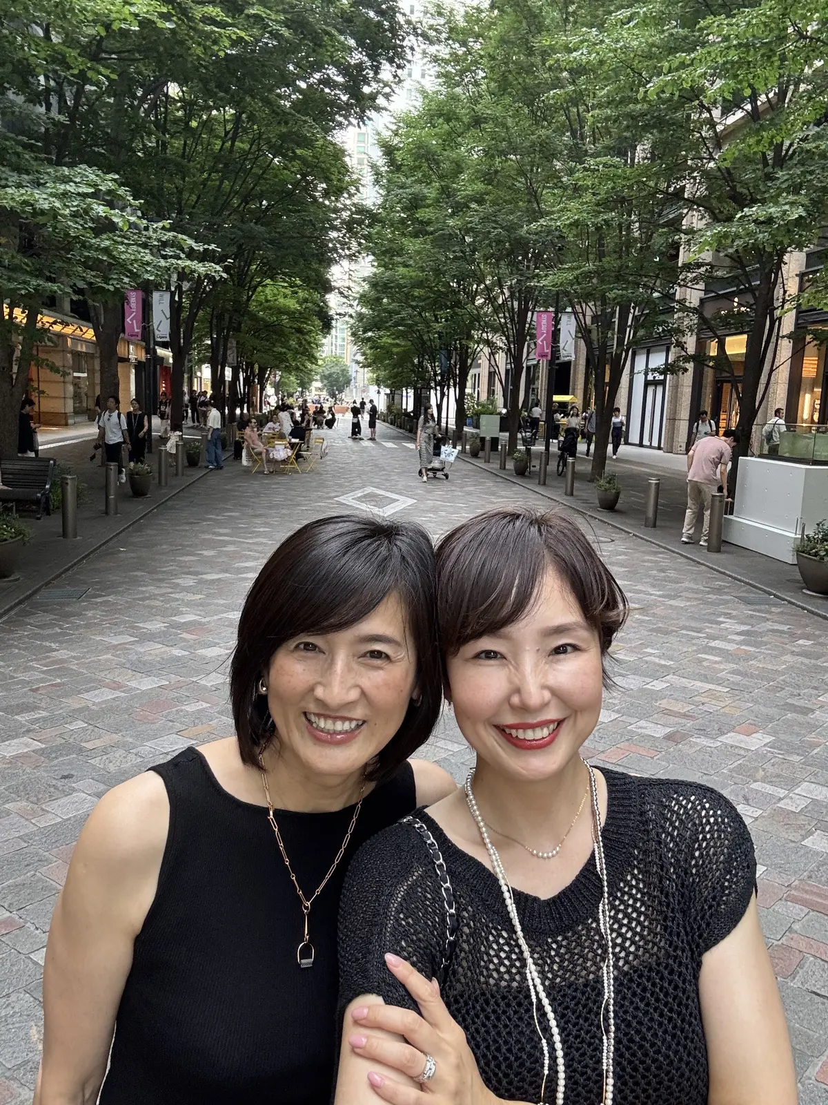 夏のブラックコーデの画像_5