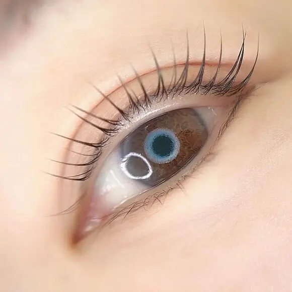 左目　まつ毛パーマ　