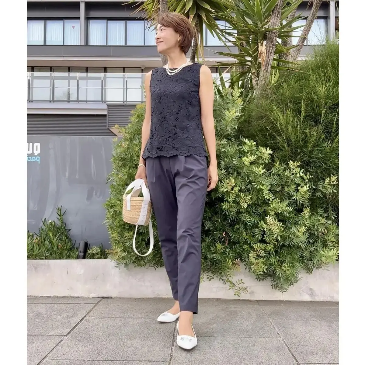 程よく透けて涼やか！50代の夏のお洒落に欠かせない「レースアイテム」5選