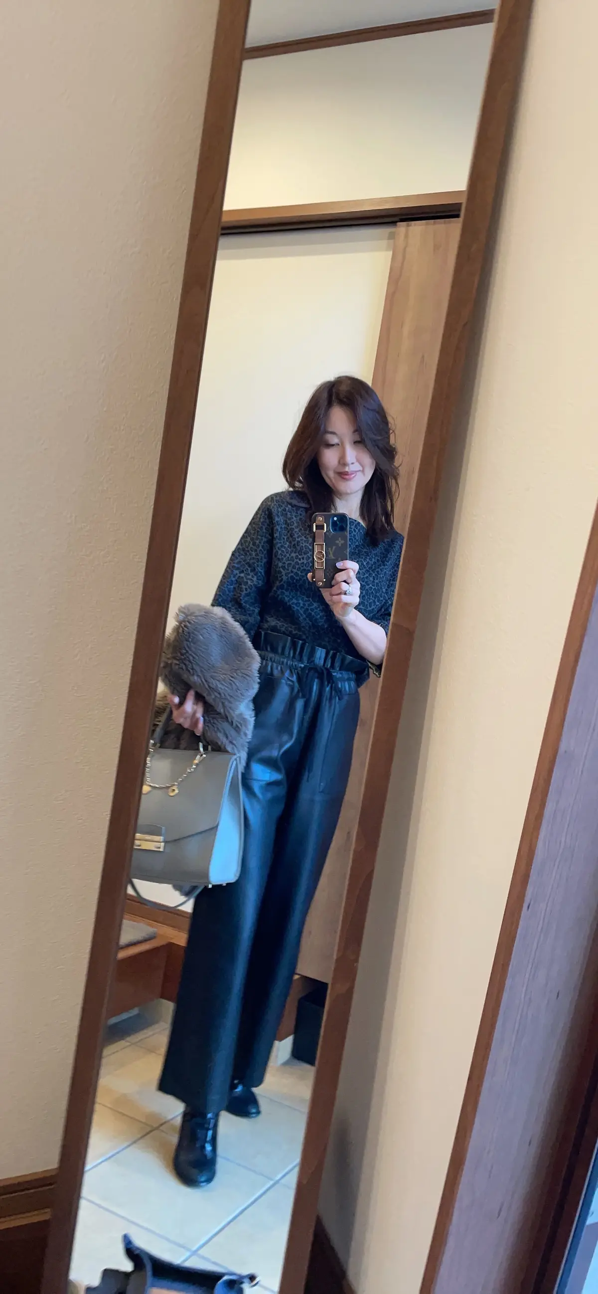 冬のアラフィフ リアル通勤コーデ　気づけの画像_5