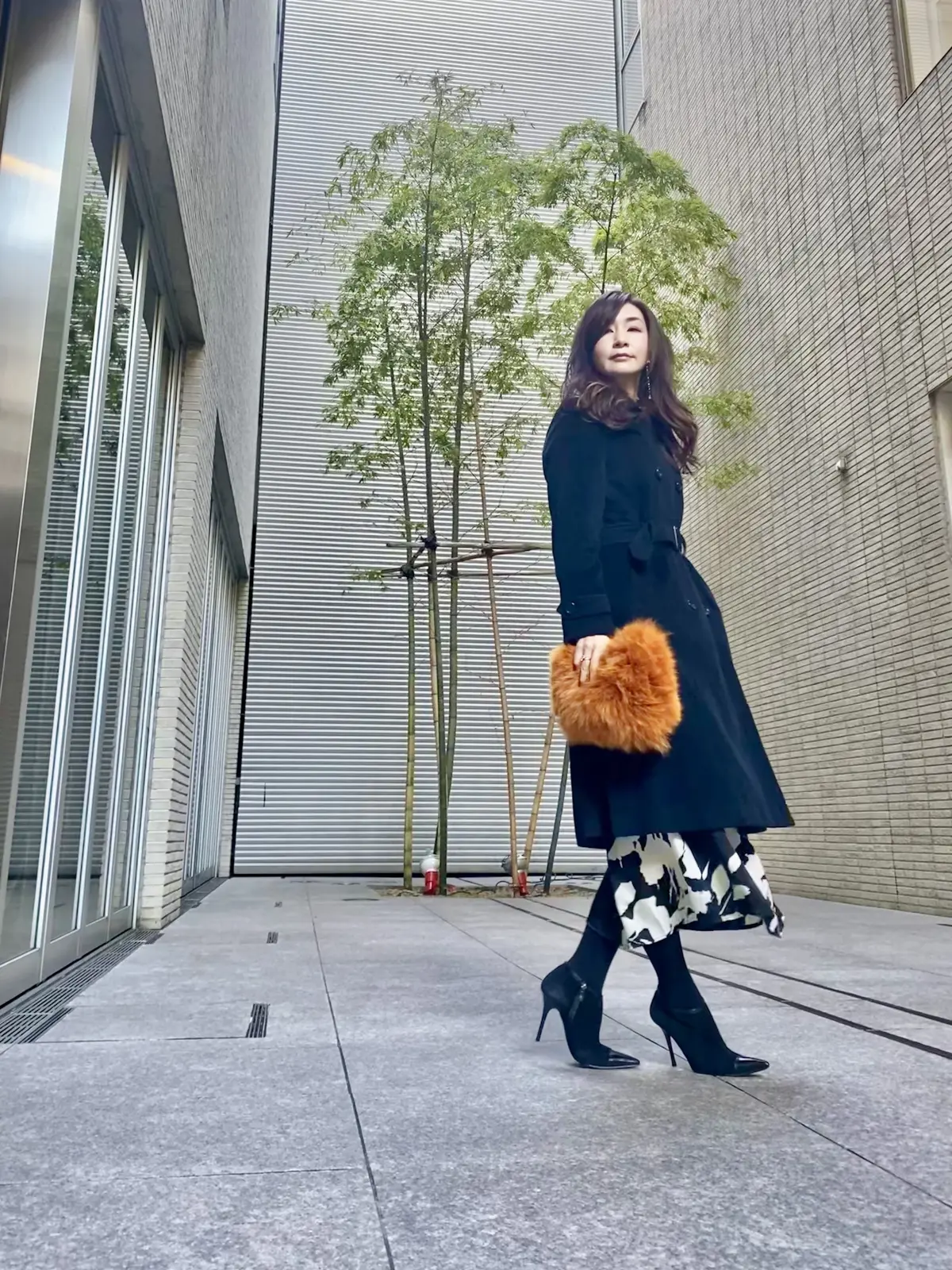 ブラックコーデのワンポイントに