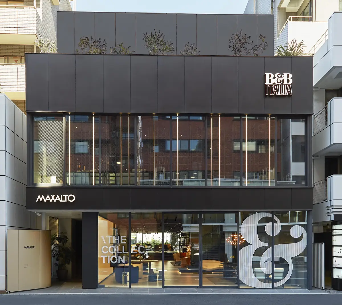 NEOエグゼクティブの撮影はここで！骨董の画像_1