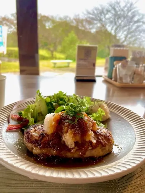 絵付け体験しました！オリジナルのお皿作りの画像_3