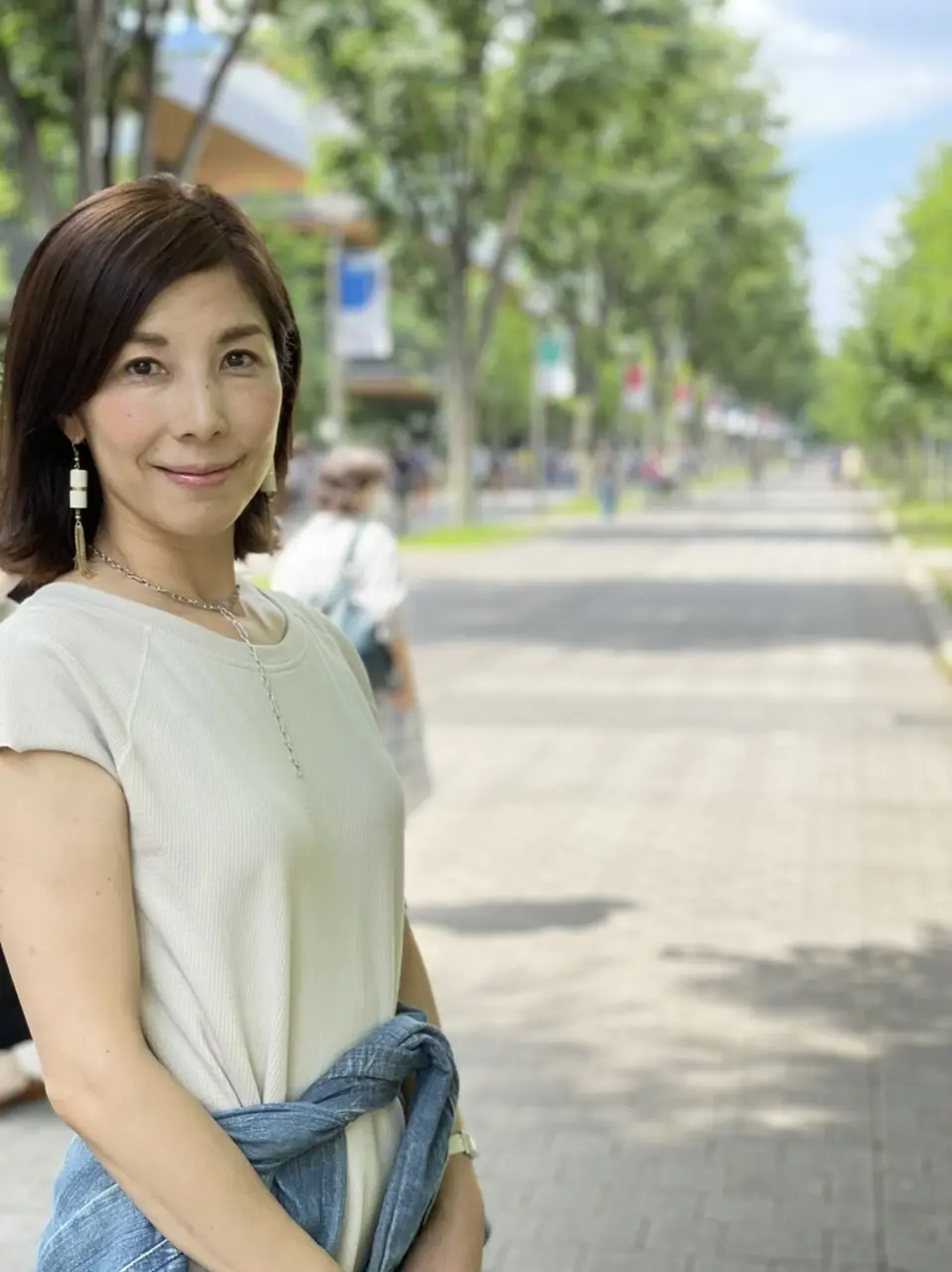 シンプルコーデはジュエリーで格上げの画像_1