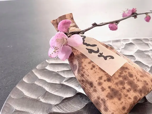 ちもと  和菓子　ひなまつり　八雲もち