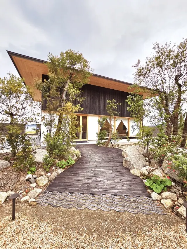 ヴィーガン料理のお店でランチの画像_1