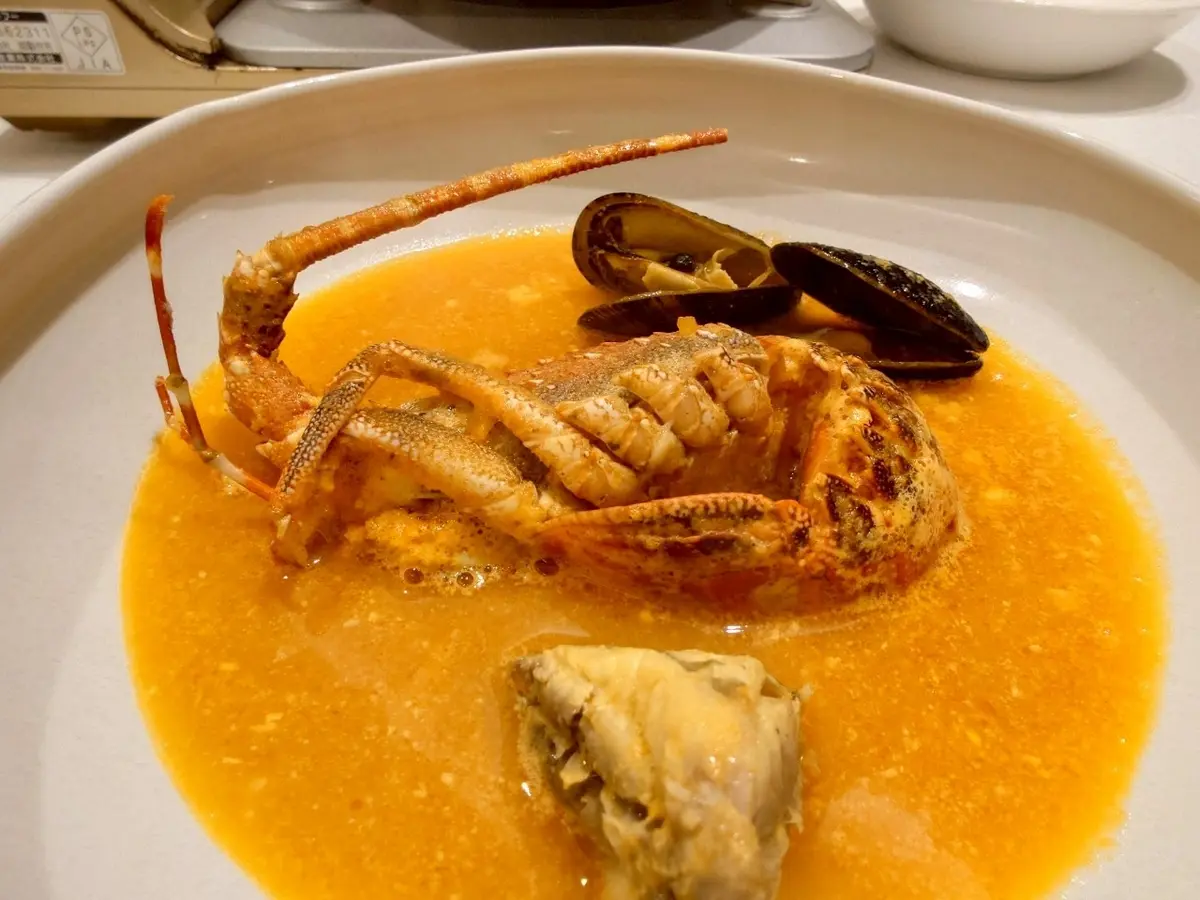 伊勢海老のブイヤベース