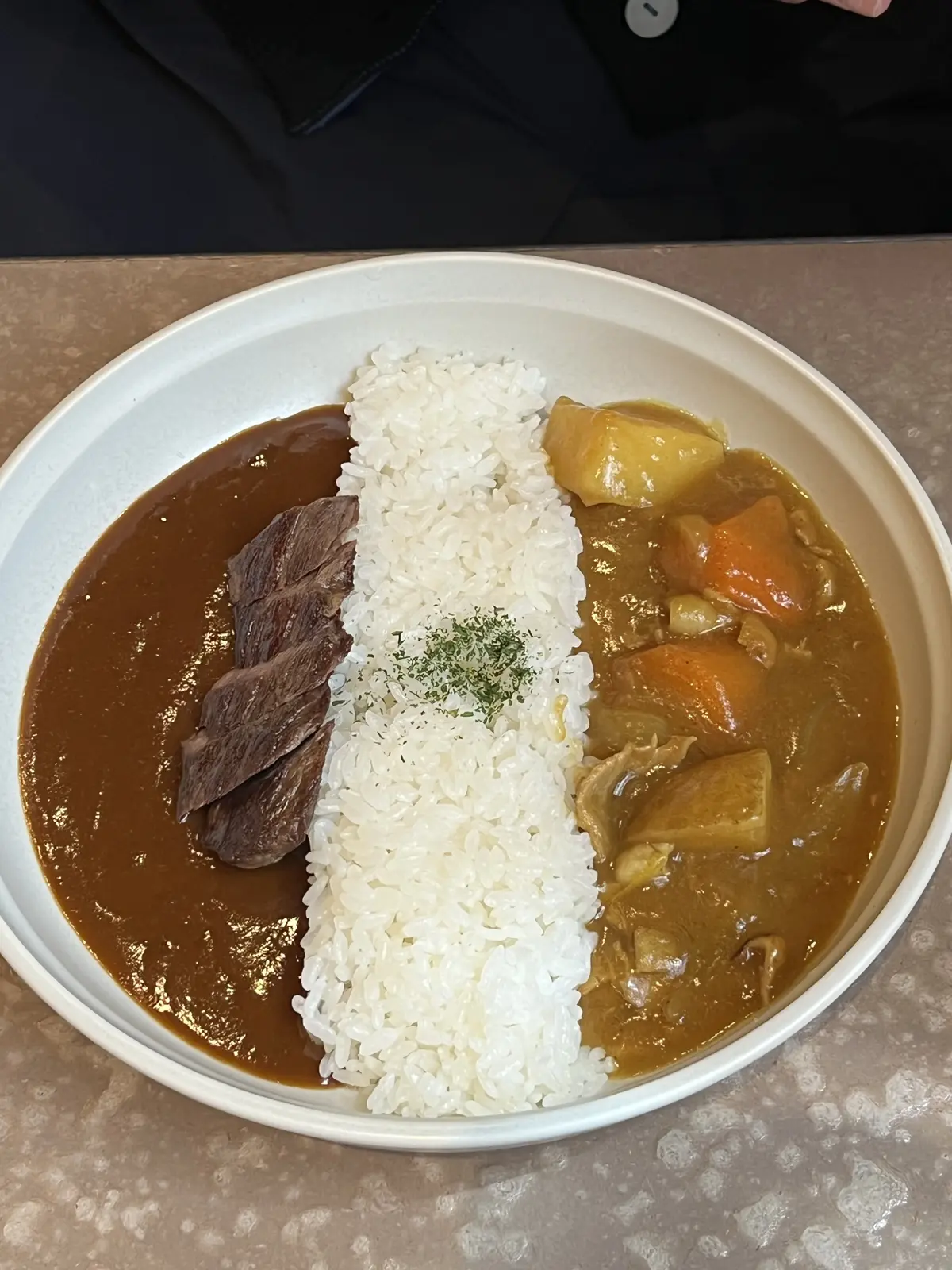 札幌の古民家カフェで春満喫のランチタイムの画像_6