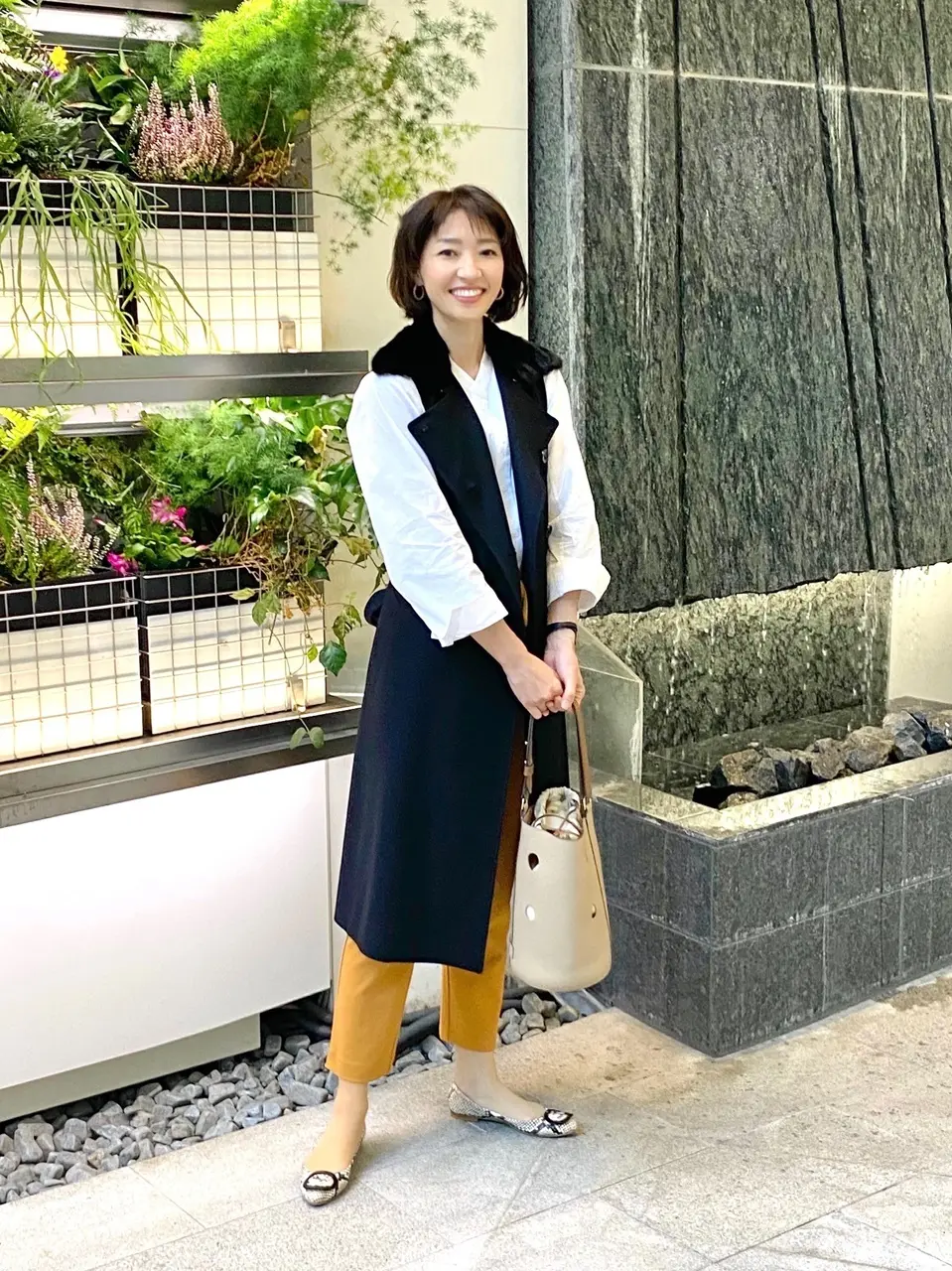 黒のロングジレ・ファーあり①