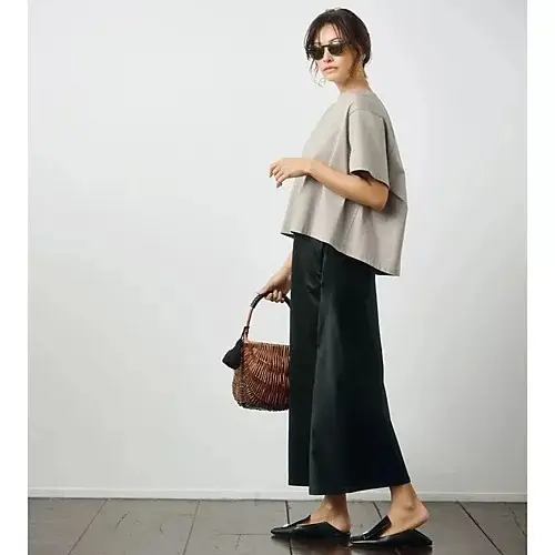 【50代 ファッション】気温28度を乗りの画像_10