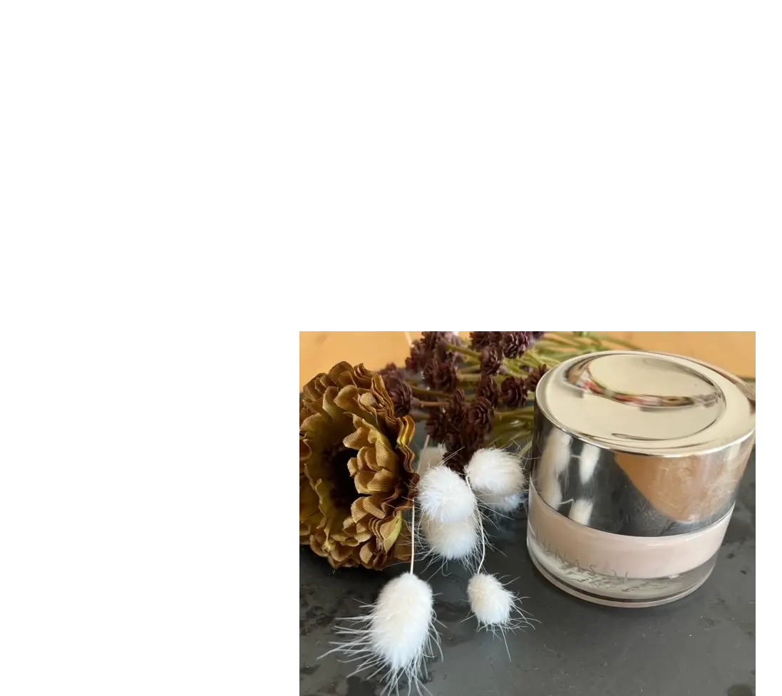 ファンデーションと秋の味覚の画像_1