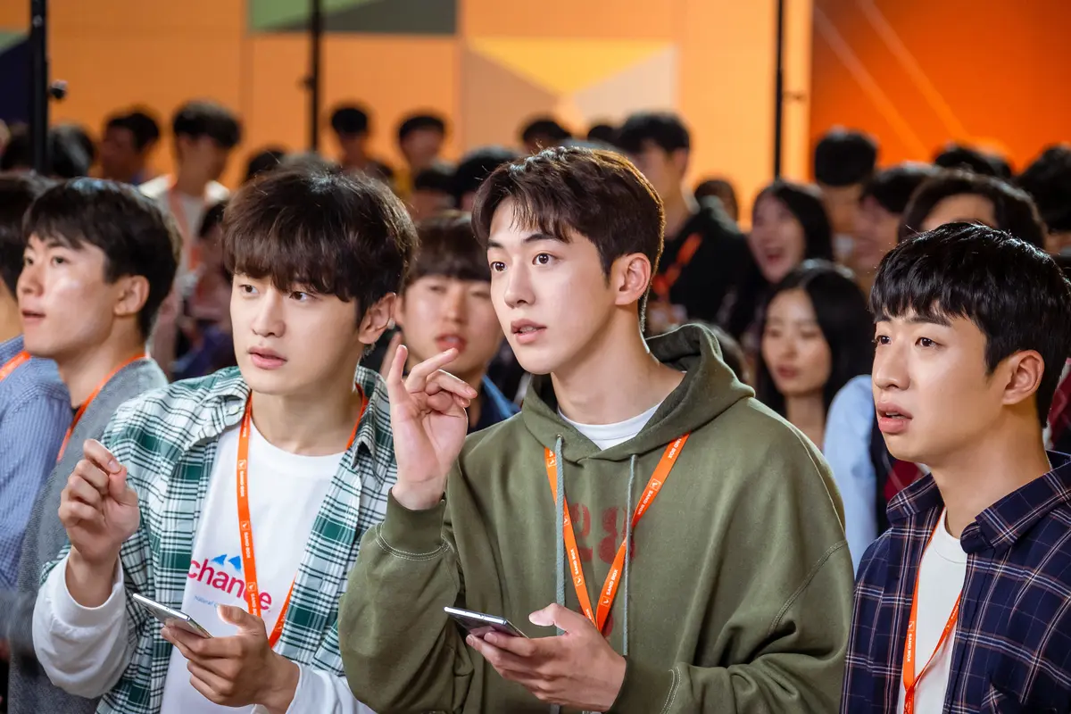 スタートアップ: 夢の扉