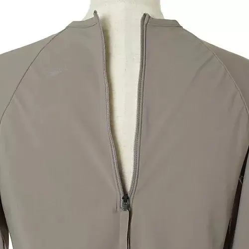 大人のための水着と水際アイテム【50代 の画像_3