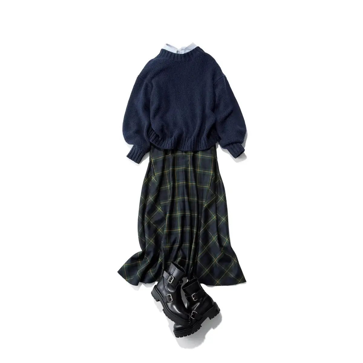 ボリュームブーツを合わせてトラッドコーデを鮮度よく引き締める！気温12℃