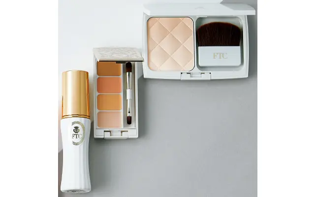 FTCのUV パウダープラチナム、UV FFコンシーラー、パーフェクト ブライトニング ミスト エッセンスVC