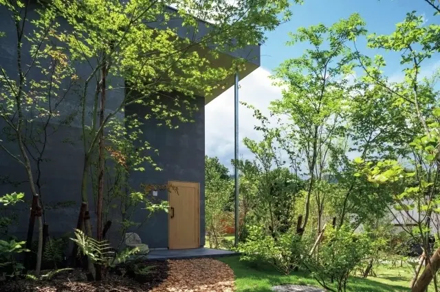 ミシュラン一ツ星の手島竜司シェフが手がける「HINOMORI」