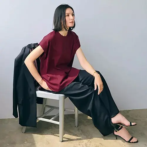 SACRA フレンチスリーブTシャツ ￥17,600（