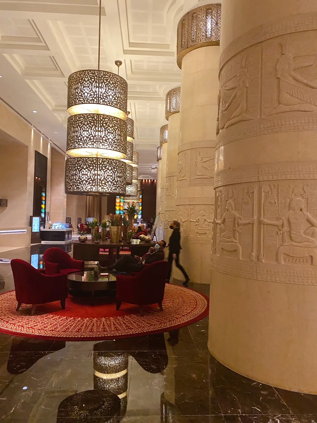 5つ星ホテル「ラッフルズ・ドバイ」&有名の画像_11