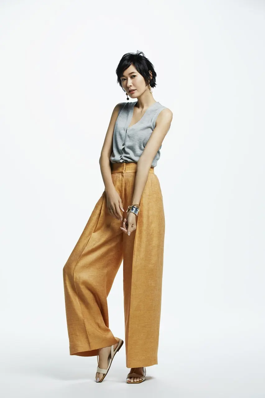 「NEMIKA×T.」トップスとパンツ