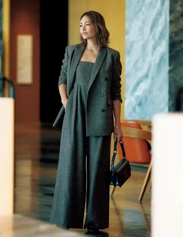 50代を素敵に見せるエレガントでかっこいい「ジャケット」