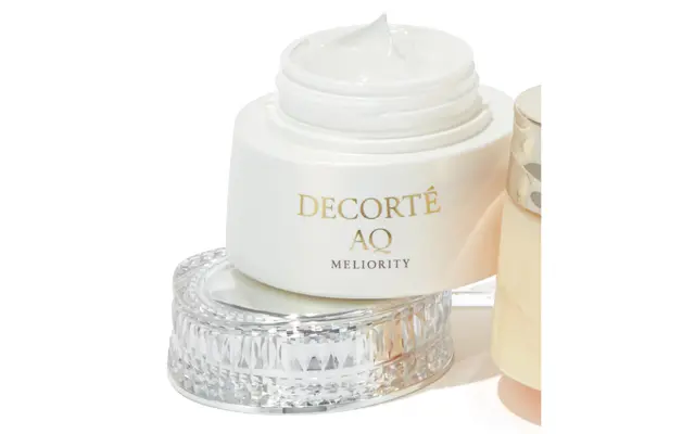 コスメデコルテ AQ ミリオリティ リペア クレンジングクリーム n