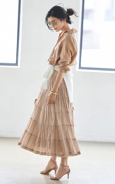 シャツ￥28,000／ロンハーマン（フランク＆アイリーン フォー ロンハーマン）　